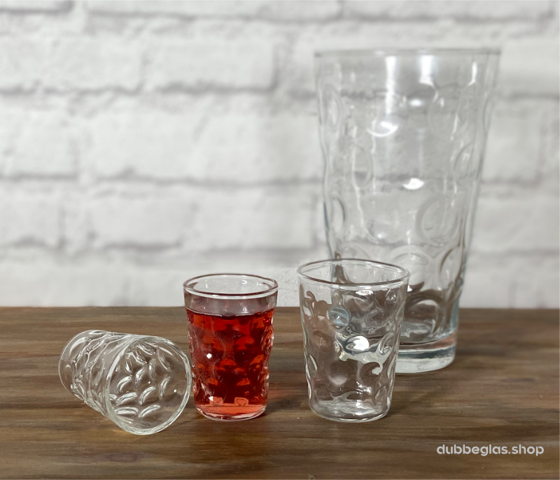 Das Dubbe Schnapsglas ist in zwei verschiedenen Größen erhältlich.